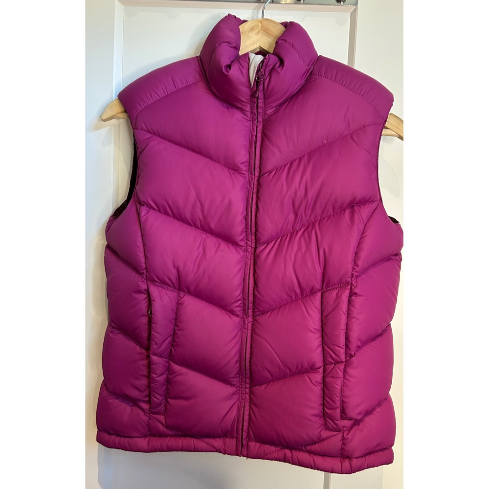 Mountain Equipment Co-op MEC Womens Magenta Down Puffer Vest XS Chevron Quilted